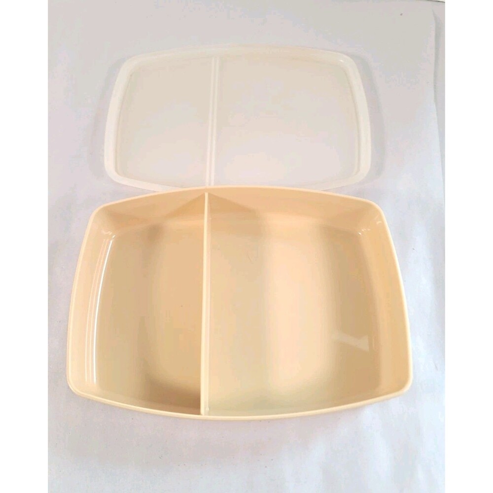 EUC Vintage Tupperware Lunch Snack Container #813-4 with Lid #814-4